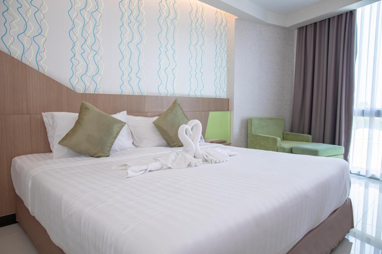 42C The Chic Hotel Nakhon Sawan Eksteriør billede