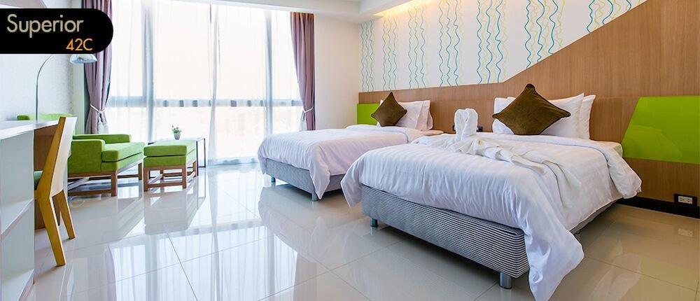 42C The Chic Hotel Nakhon Sawan Eksteriør billede